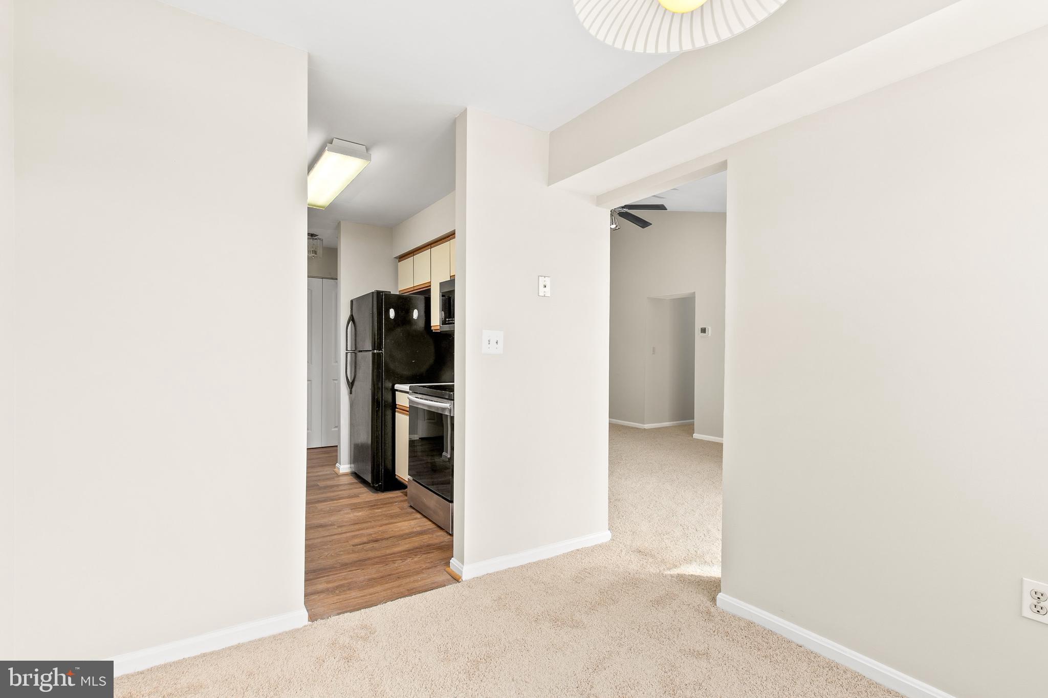 8513 Falls Run Road, Unit L Ellicott City, MD 21043 - Photo 9 of 28 Dining Area (alt view)