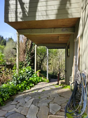 $699,000 | 16868 Center Way, Guerneville, CA 95446