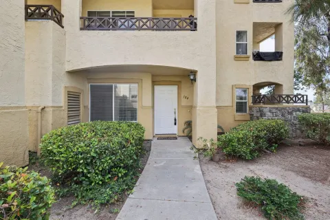 $579,900 | 2077 Lakeridge Circle, Unit 104, Chula Vista, CA 91913