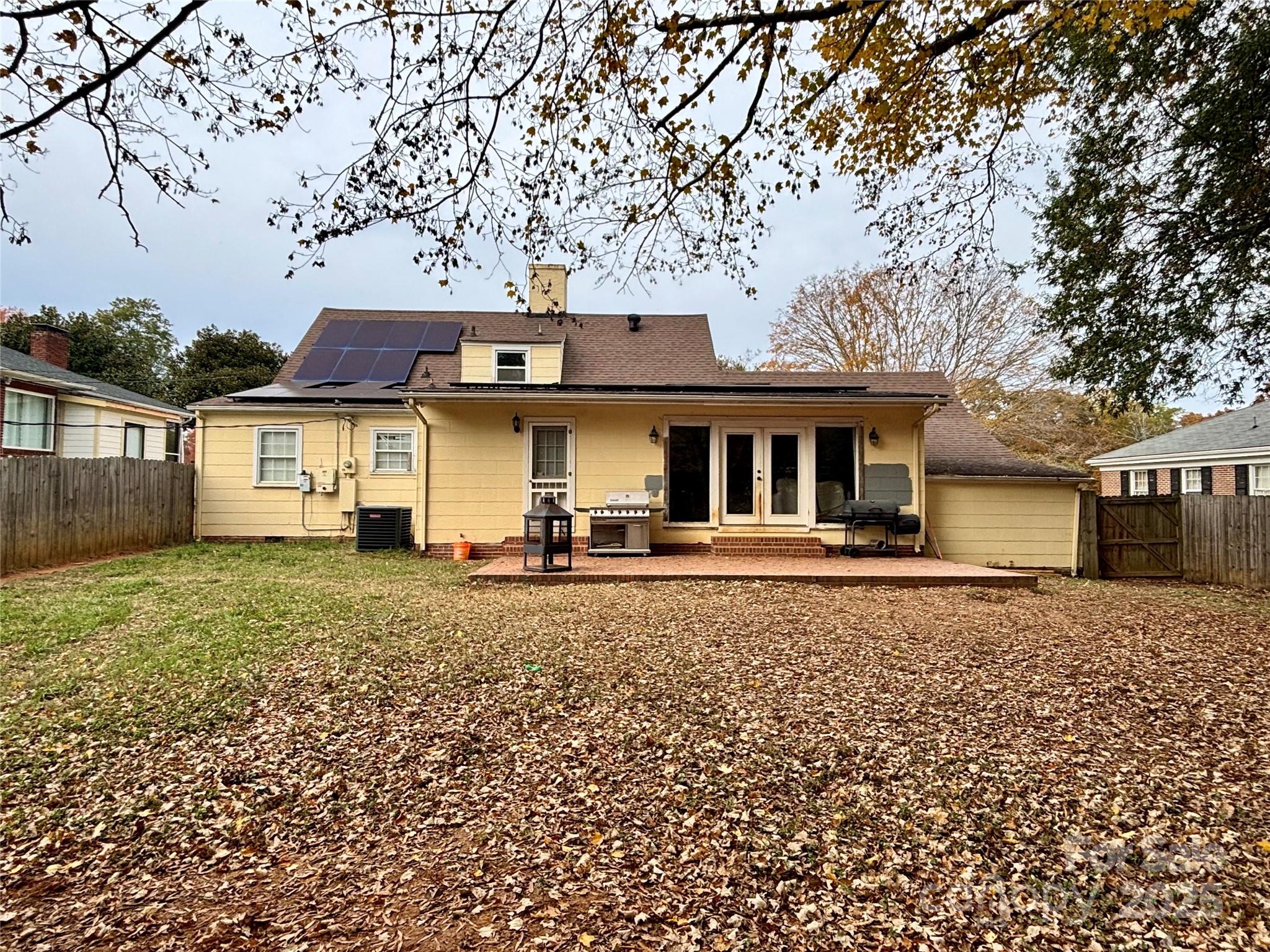 707 West Barr Street Lancaster, SC 29720 - Photo 40 of 43 front view of a house with a yard