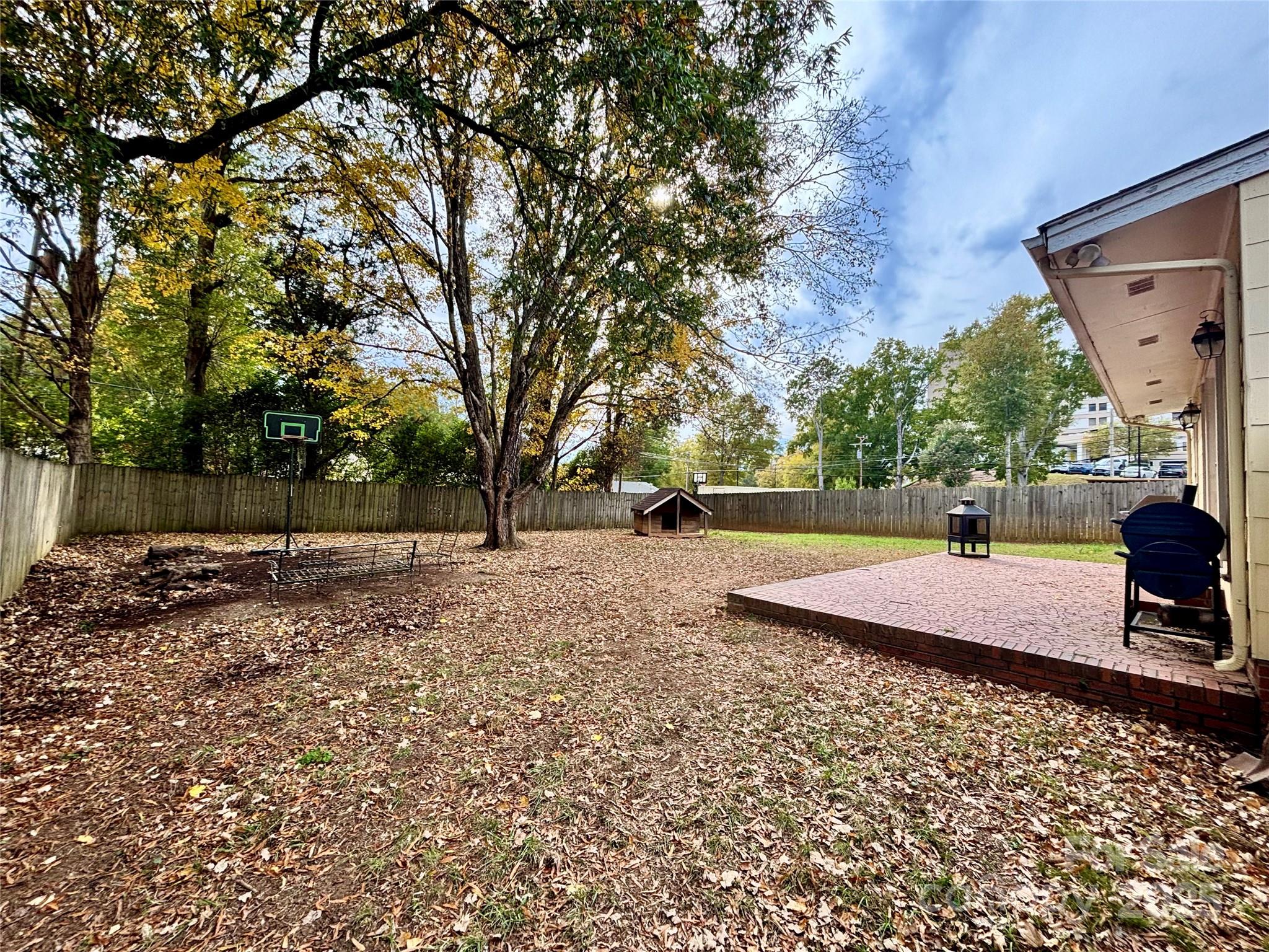 707 West Barr Street Lancaster, SC 29720 - Photo 41 of 43 a view of yard with tree s