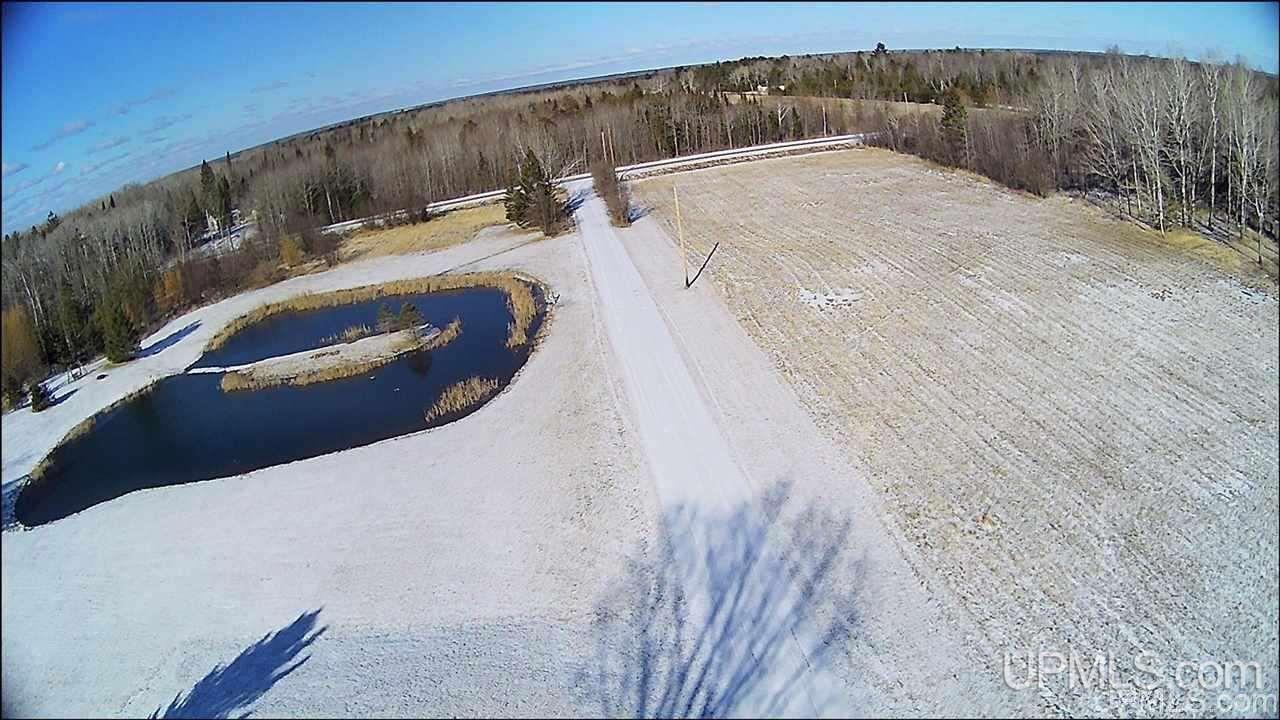 8972 Co Road Rapid River, MI 49878 - Photo 3 of 46