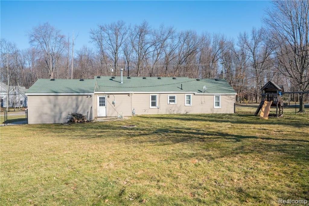 34950 24 Mile Road New Baltimore, MI 48047 - Photo 21 of 23