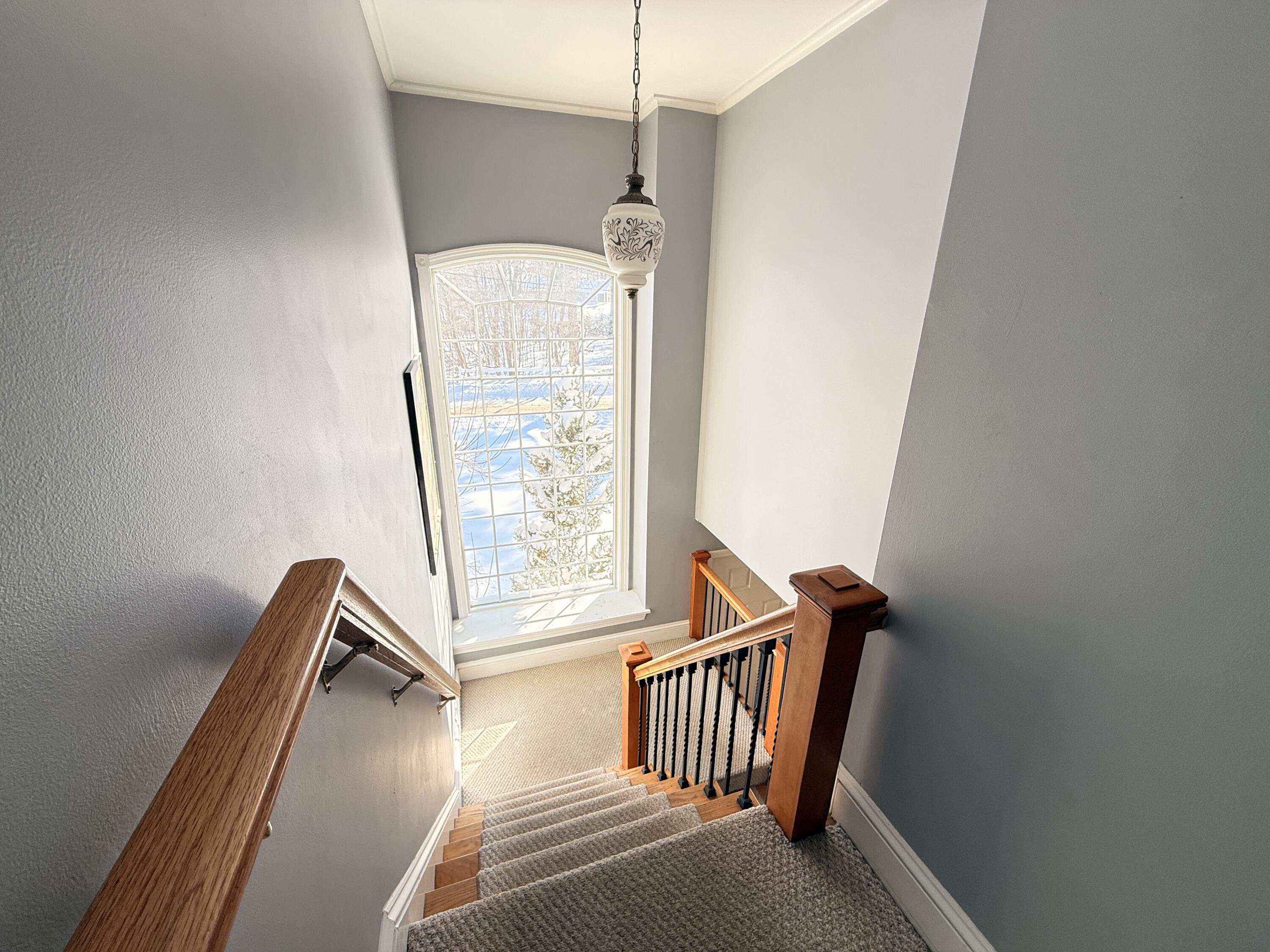 1 Eaton Drive Waterville, ME 04901 - Photo 20 of 33 Second floor landing