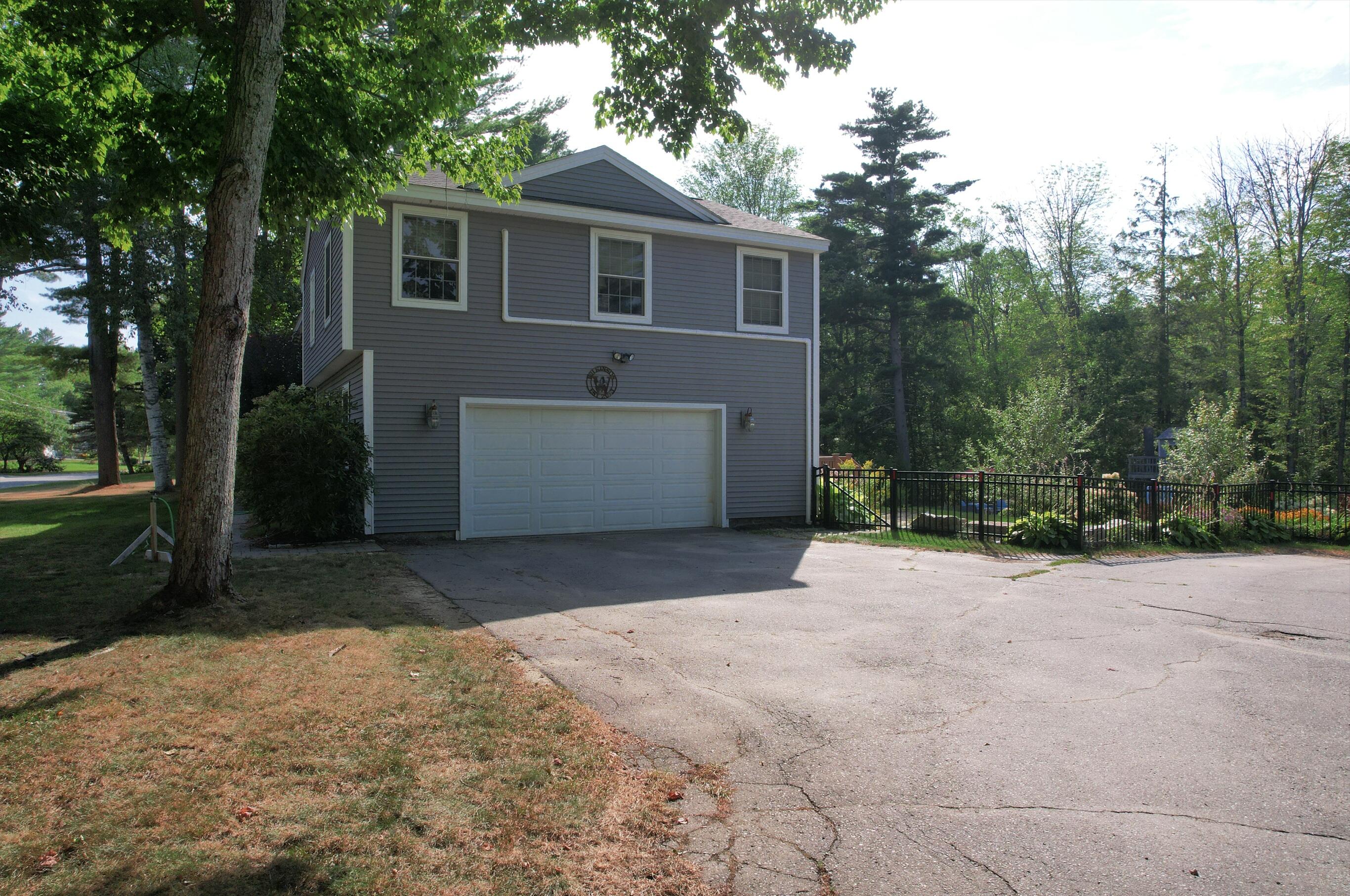 1 Eaton Drive Waterville, ME 04901 - Photo 3 of 33 Garage