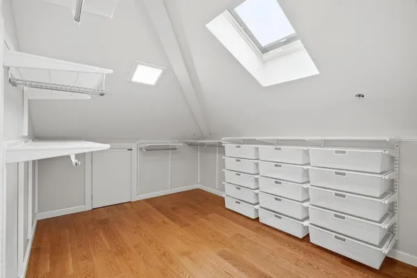 $6,688,000 | 633 Giralda Drive, Los Altos, CA 94024