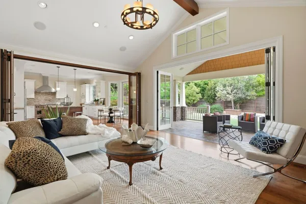 $6,688,000 | 633 Giralda Drive, Los Altos, CA 94024