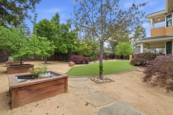 $6,688,000 | 633 Giralda Drive, Los Altos, CA 94024