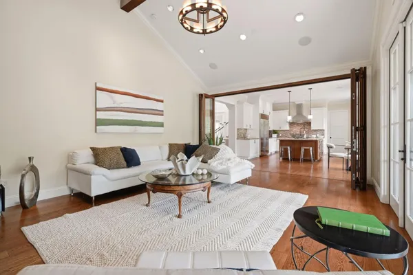 $6,688,000 | 633 Giralda Drive, Los Altos, CA 94024