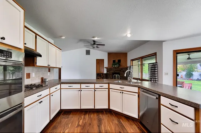 $680,000 | 1276 North Cambrick Drive, Kuna, ID 83634