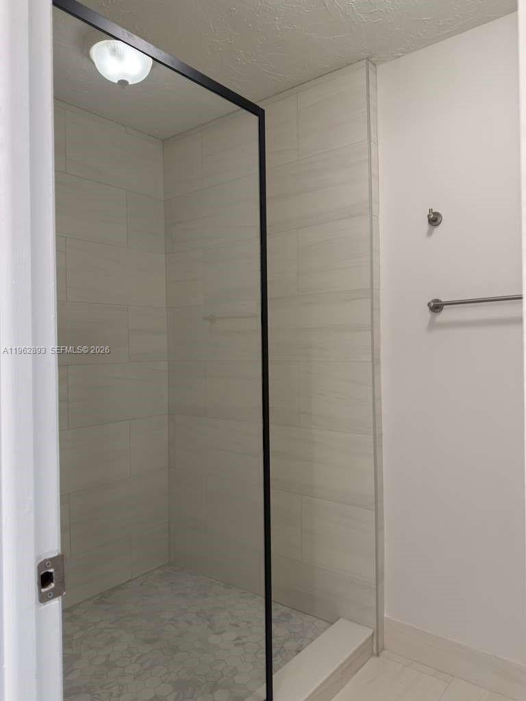 9719 North New River Canal Road, Unit 308 Plantation, FL 33324 - Photo 24 of 33