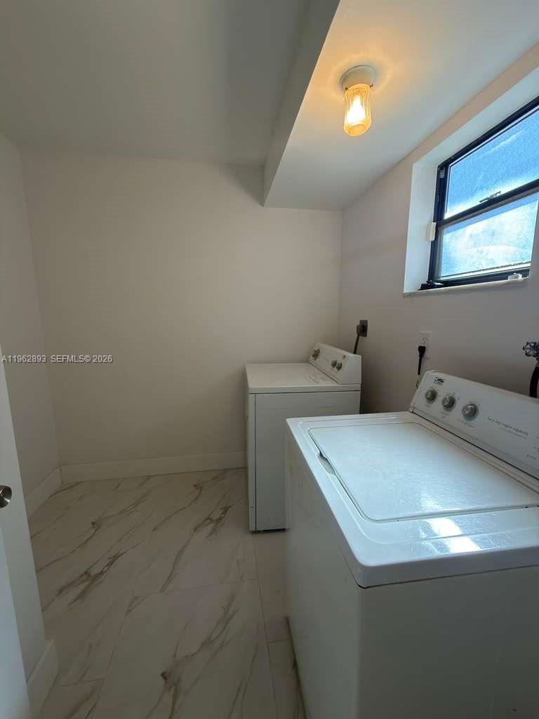 9719 North New River Canal Road, Unit 308 Plantation, FL 33324 - Photo 25 of 33