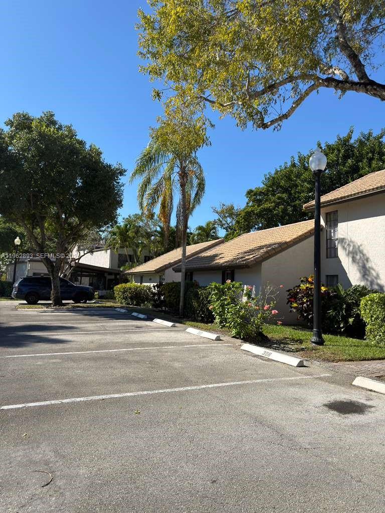 9719 North New River Canal Road, Unit 308 Plantation, FL 33324 - Photo 32 of 33