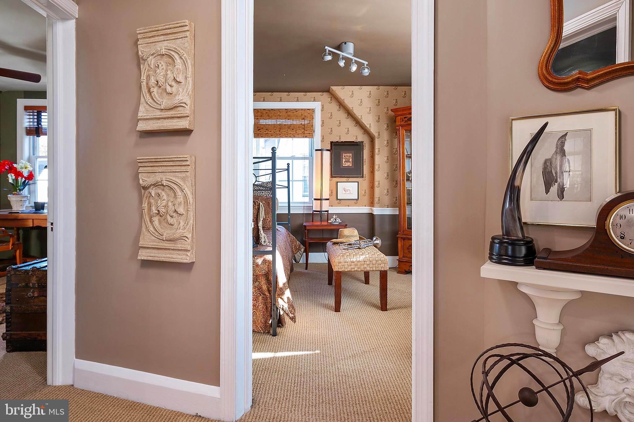 4217 Kensington Road Baltimore, MD 21229 - Photo 4 of 33 Gallery Image 4
