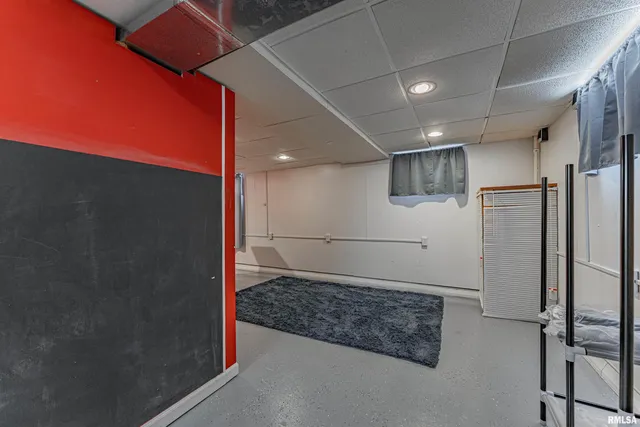 $189,000 | 201 North Elm Street, Lincoln, IL 62656