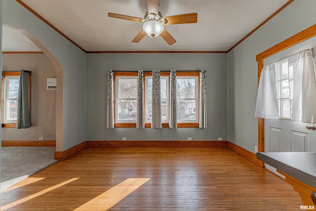 $189,000 | 201 North Elm Street, Lincoln, IL 62656