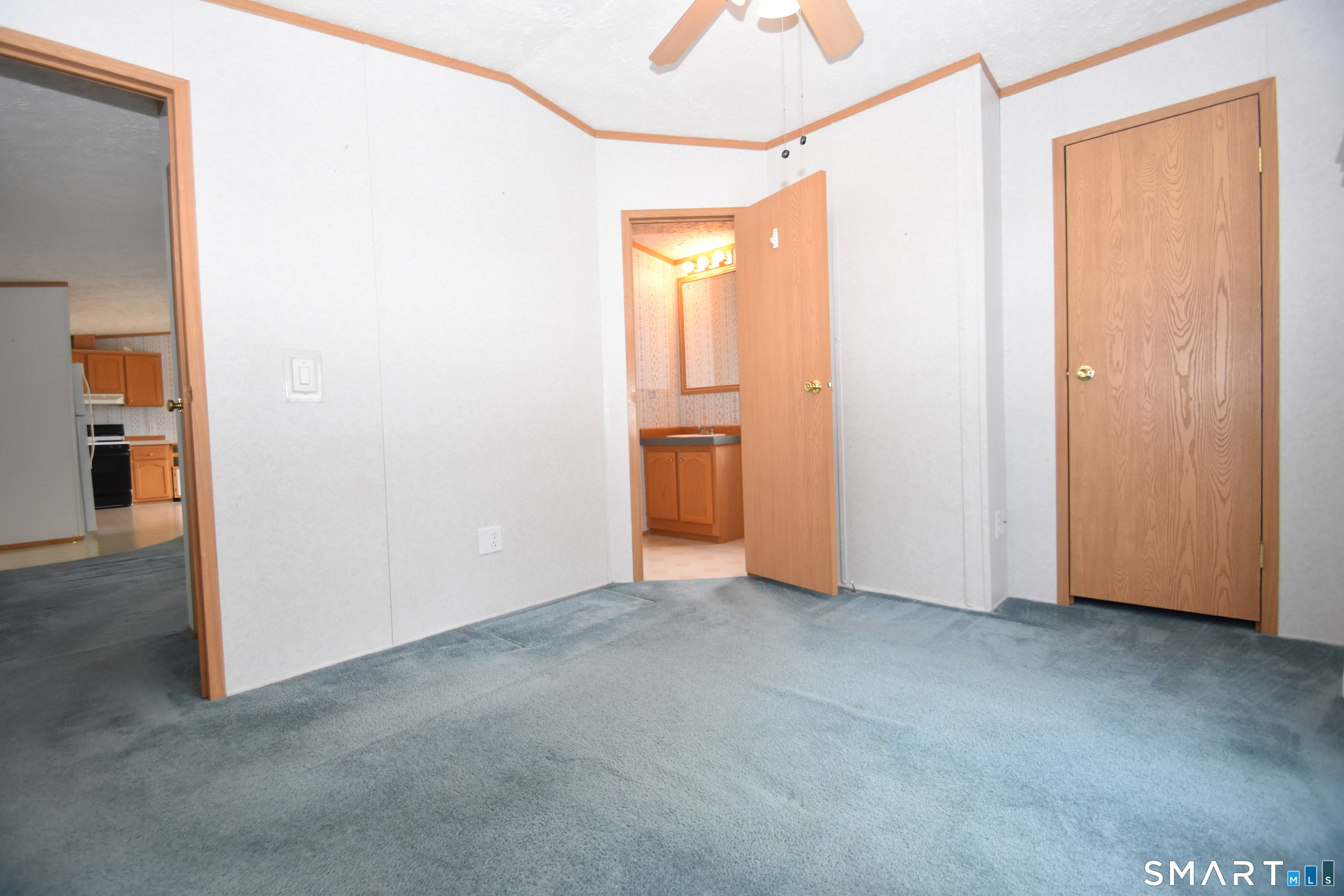 325 Kelly Road Vernon, CT 06066 - Photo 5 of 9 Primary Bedroom with Full Bath