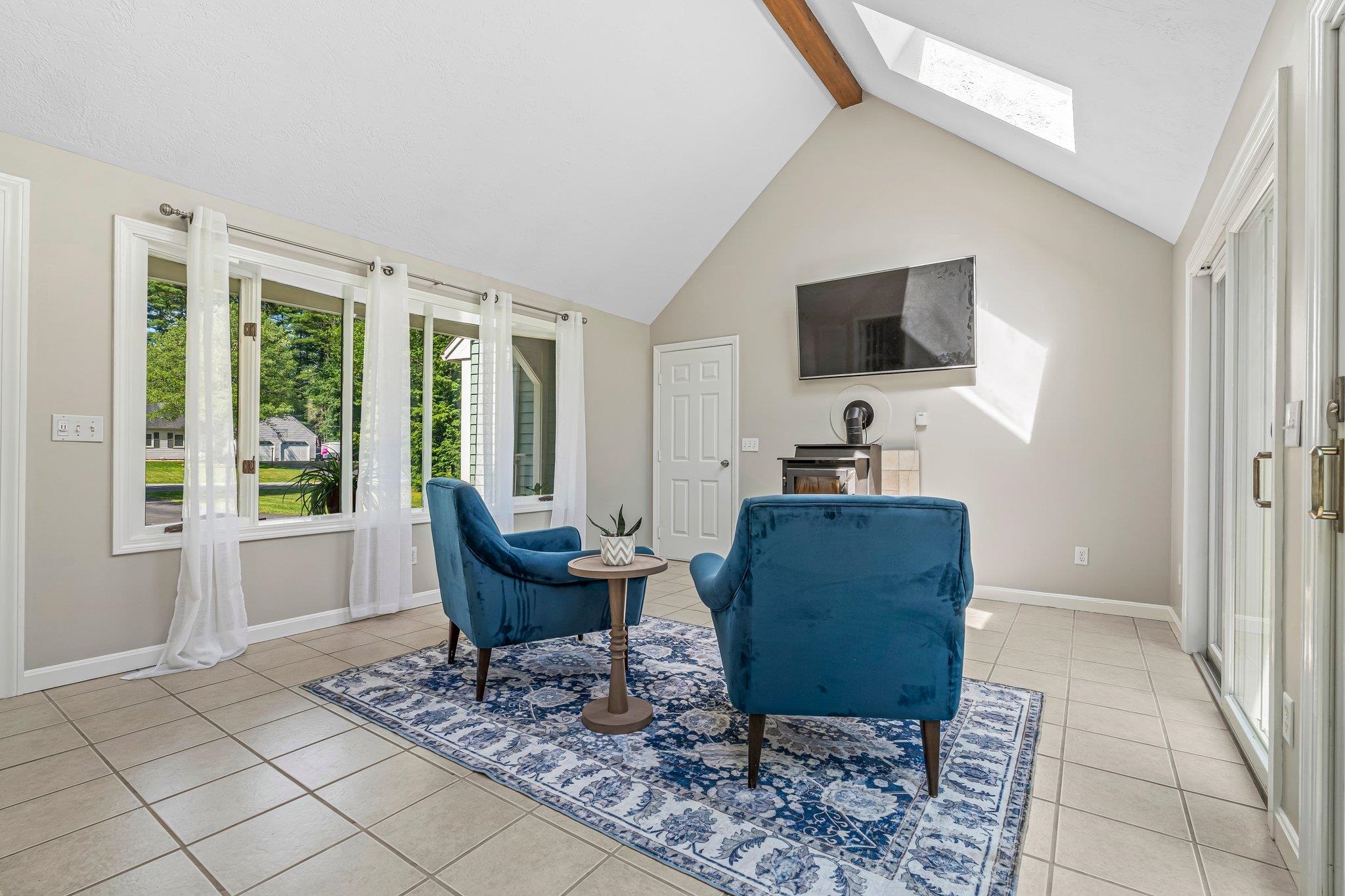 5 Catskill Drive Merrimack, NH 03054 - Photo 7 of 49