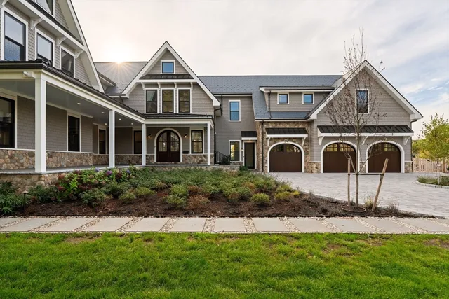 $6,200,000 | 140 Livingstone Avenue, Beverly, MA 01915