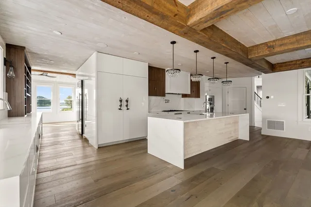 $6,200,000 | 140 Livingstone Avenue, Beverly, MA 01915