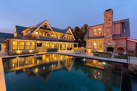 $6,200,000 | 140 Livingstone Avenue, Beverly, MA 01915