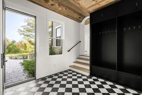 $6,200,000 | 140 Livingstone Avenue, Beverly, MA 01915