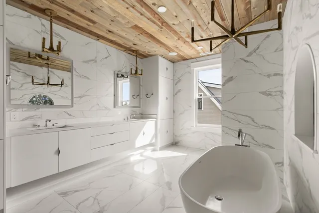 $6,200,000 | 140 Livingstone Avenue, Beverly, MA 01915