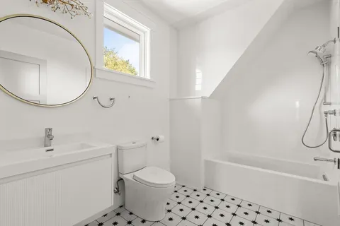 $6,200,000 | 140 Livingstone Avenue, Beverly, MA 01915