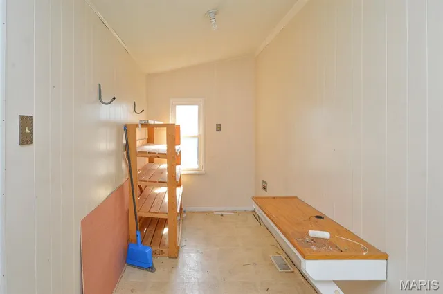 $20,000 | 114 North Delmar Avenue, Hartford, IL 62048