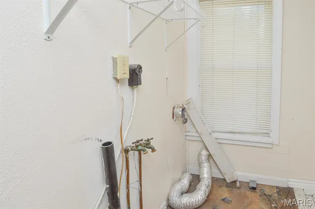 $20,000 | 114 North Delmar Avenue, Hartford, IL 62048