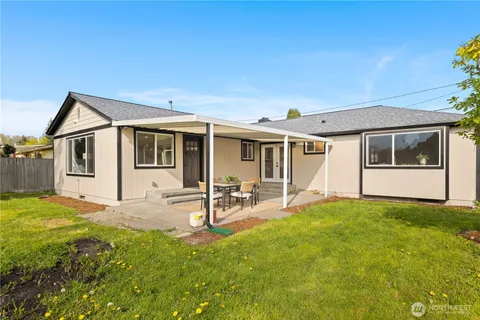 $574,950 | 1308 18th Street Northwest, Puyallup, WA 98371