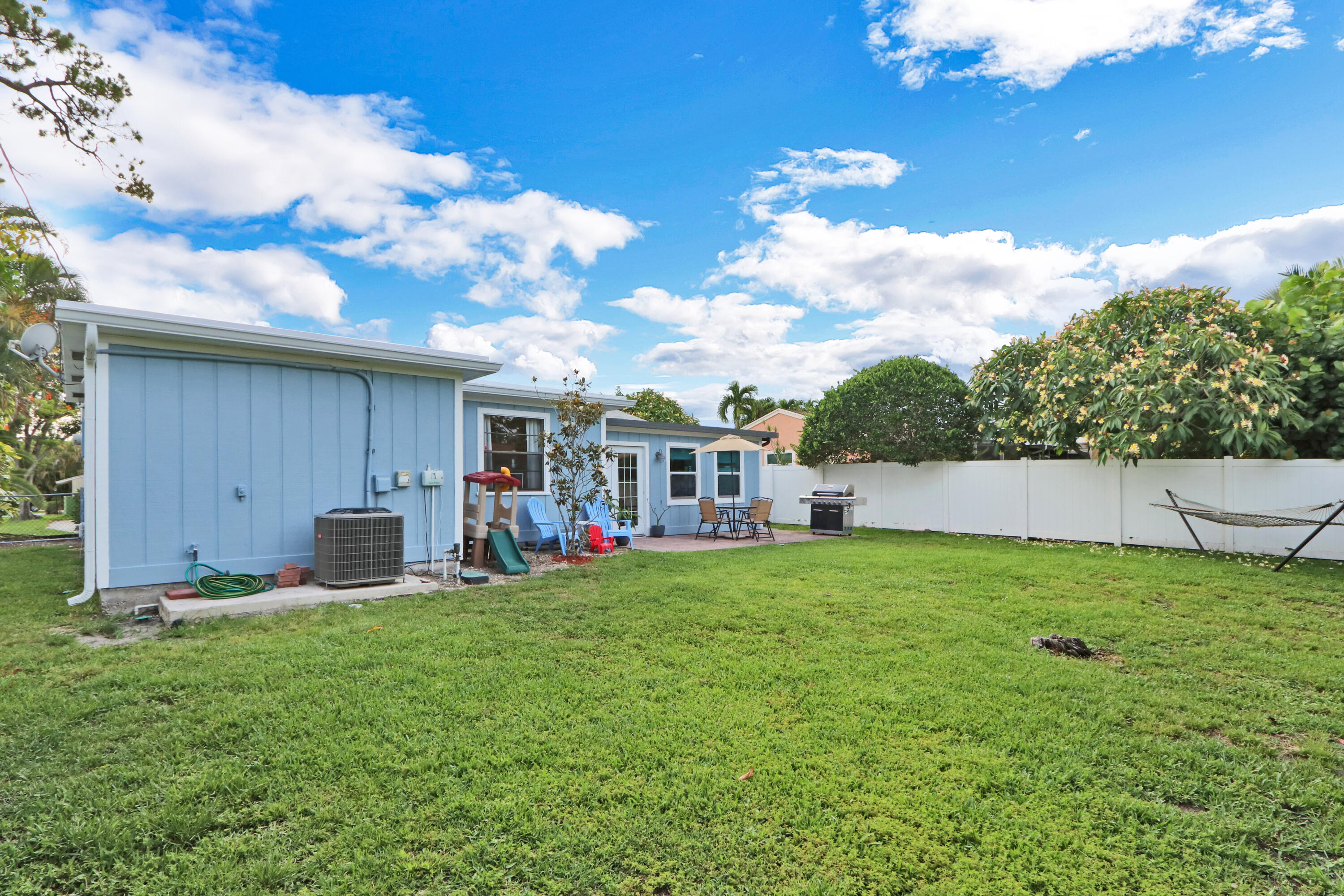 14096 Marrian Avenue Jupiter, FL 33458 - Photo 23 of 36 26_Image_25