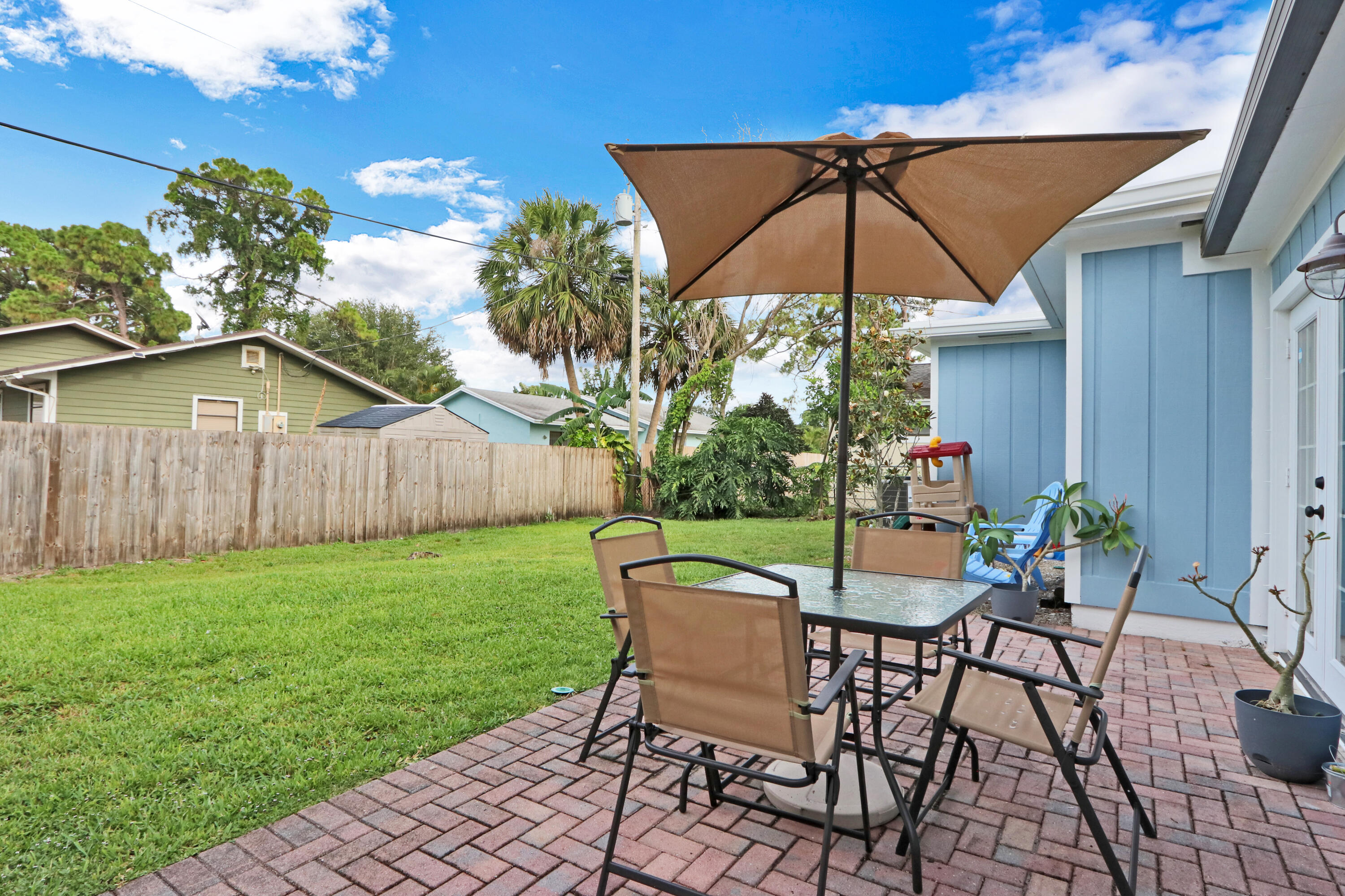 14096 Marrian Avenue Jupiter, FL 33458 - Photo 3 of 36 23_Image_22