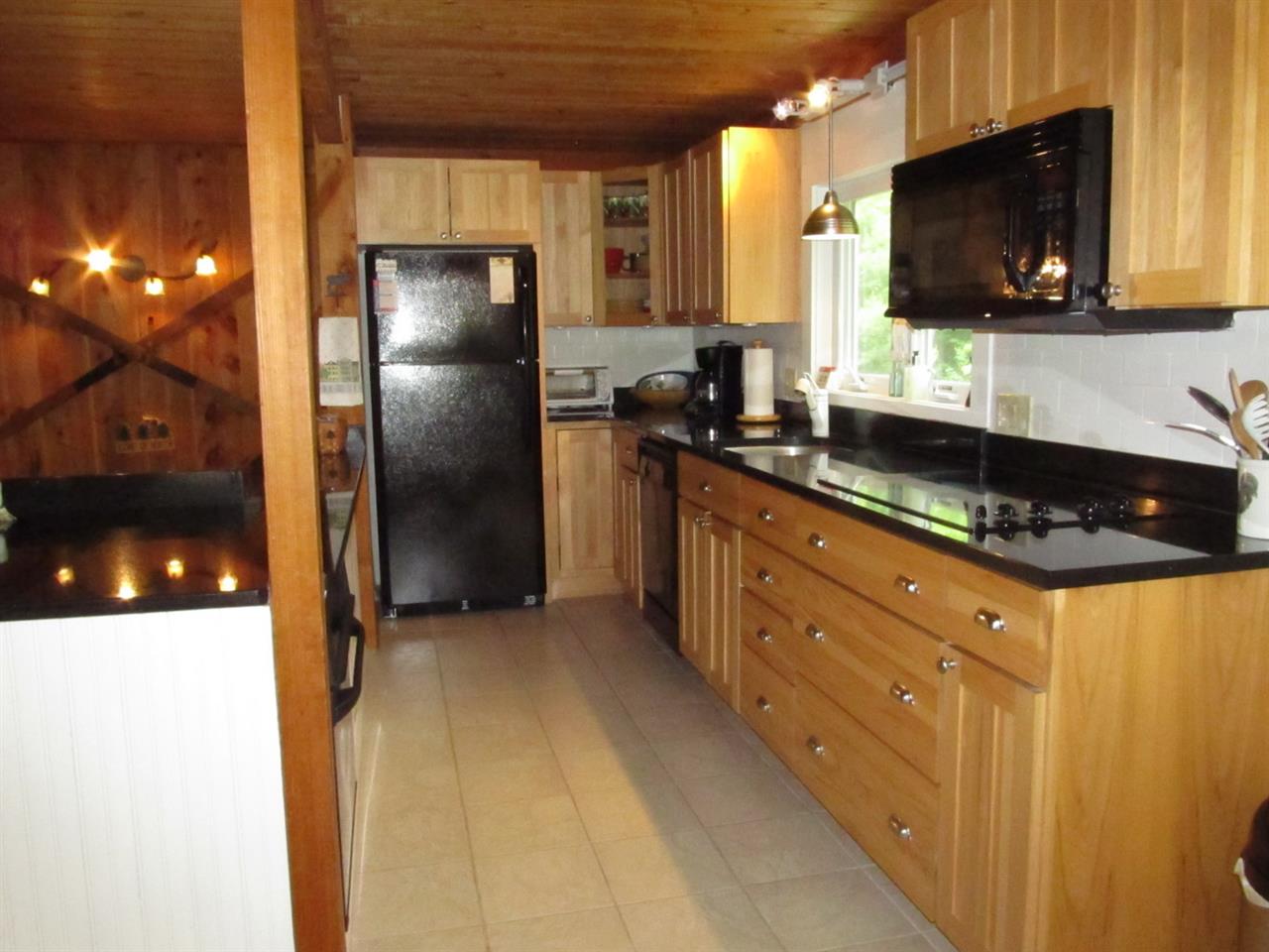 43 Twin View Drive Carroll, NH 03598 - Photo 14 of 37