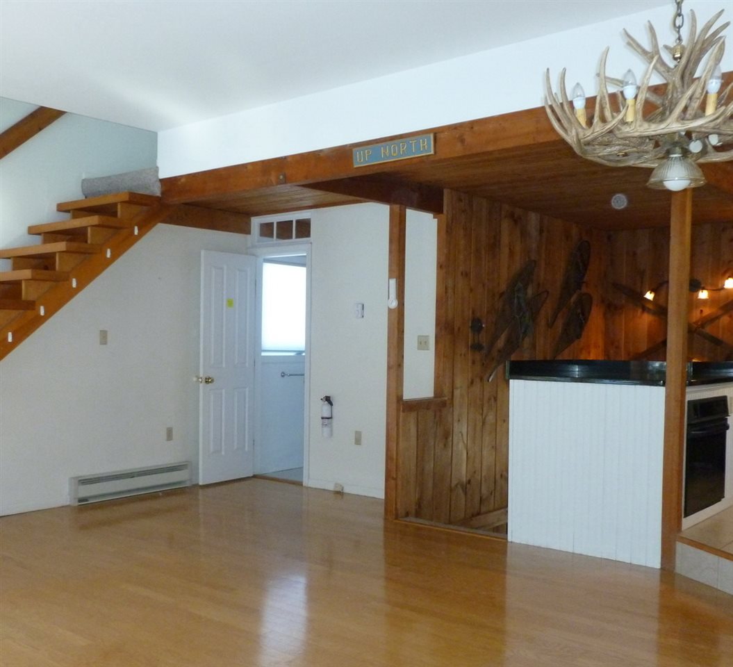 43 Twin View Drive Carroll, NH 03598 - Photo 15 of 37