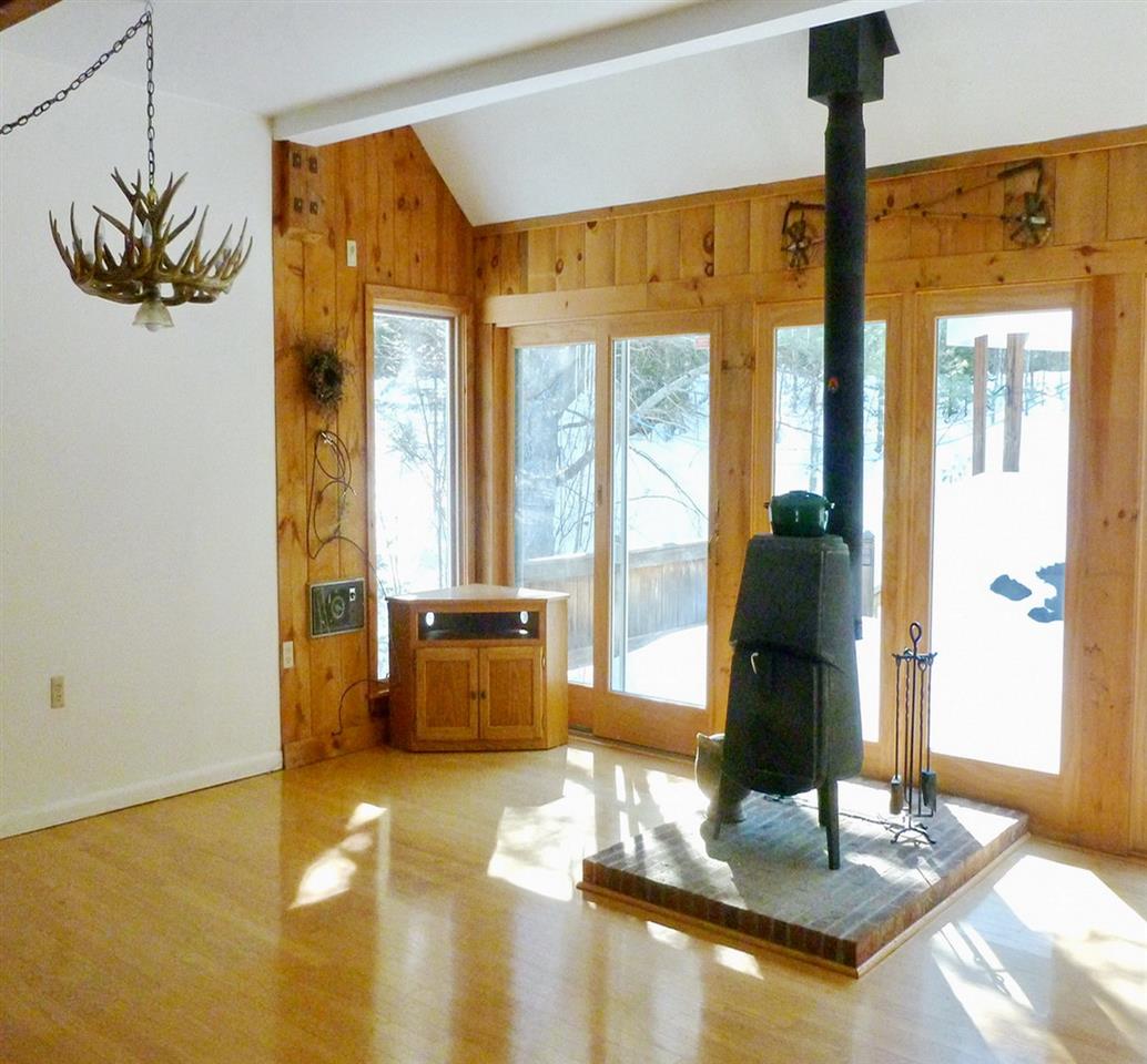43 Twin View Drive Carroll, NH 03598 - Photo 7 of 37