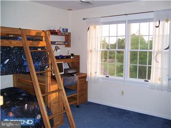 4 Maple Springs Road Pittstown, NJ 08867 - Photo 11 of 12 Gallery Image 11