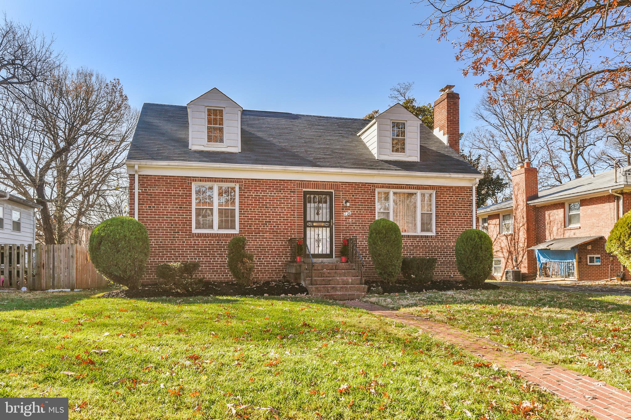 126 Ritchie Avenue Silver Spring, MD 20912 - Photo 2 of 55