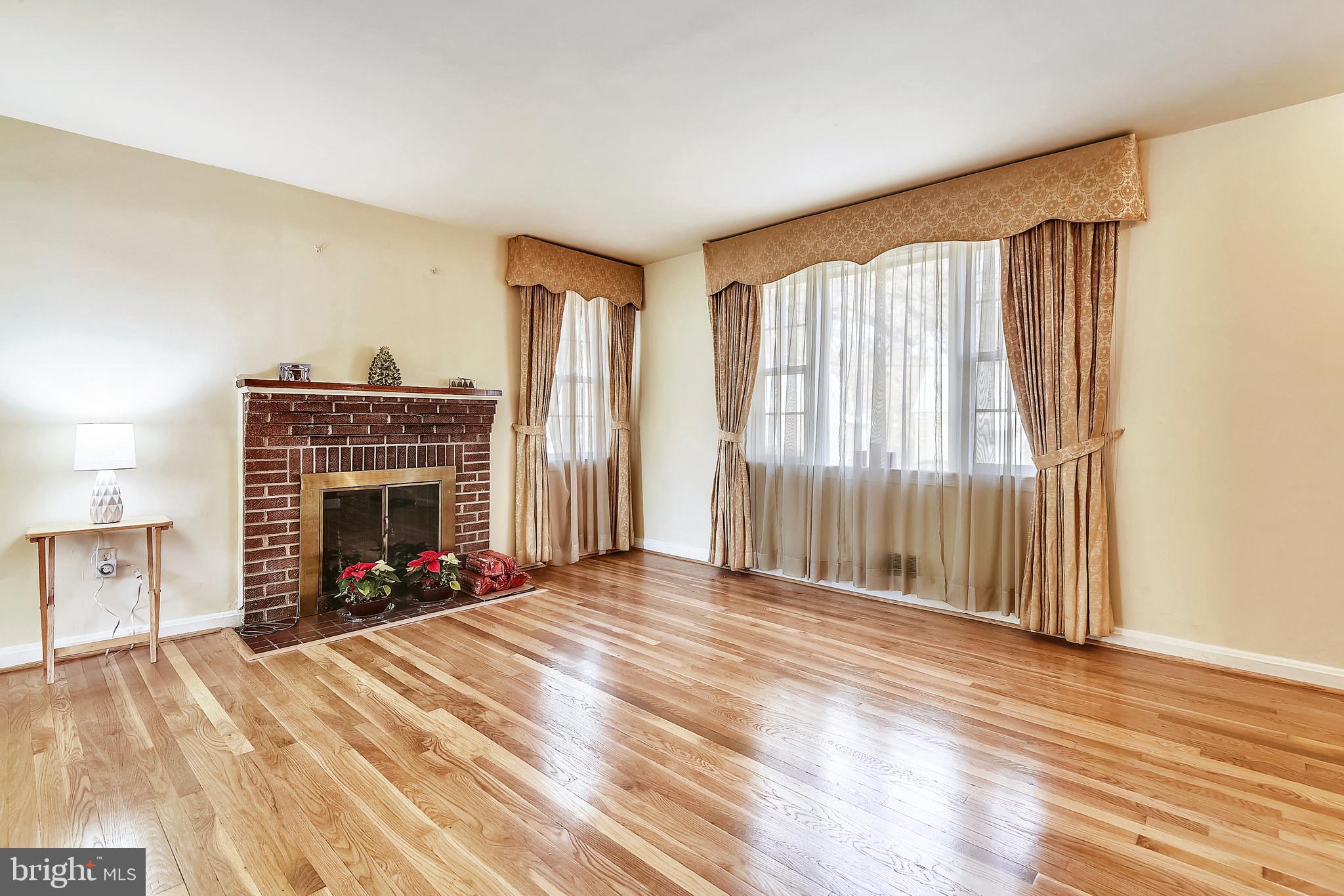 126 Ritchie Avenue Silver Spring, MD 20912 - Photo 11 of 55