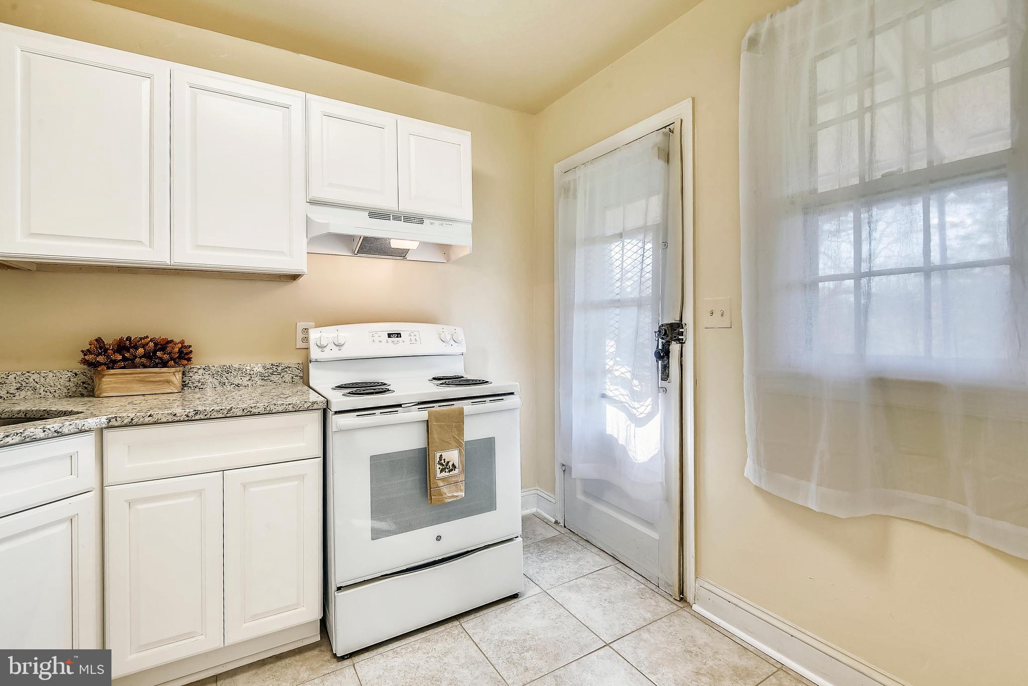 126 Ritchie Avenue Silver Spring, MD 20912 - Photo 17 of 55