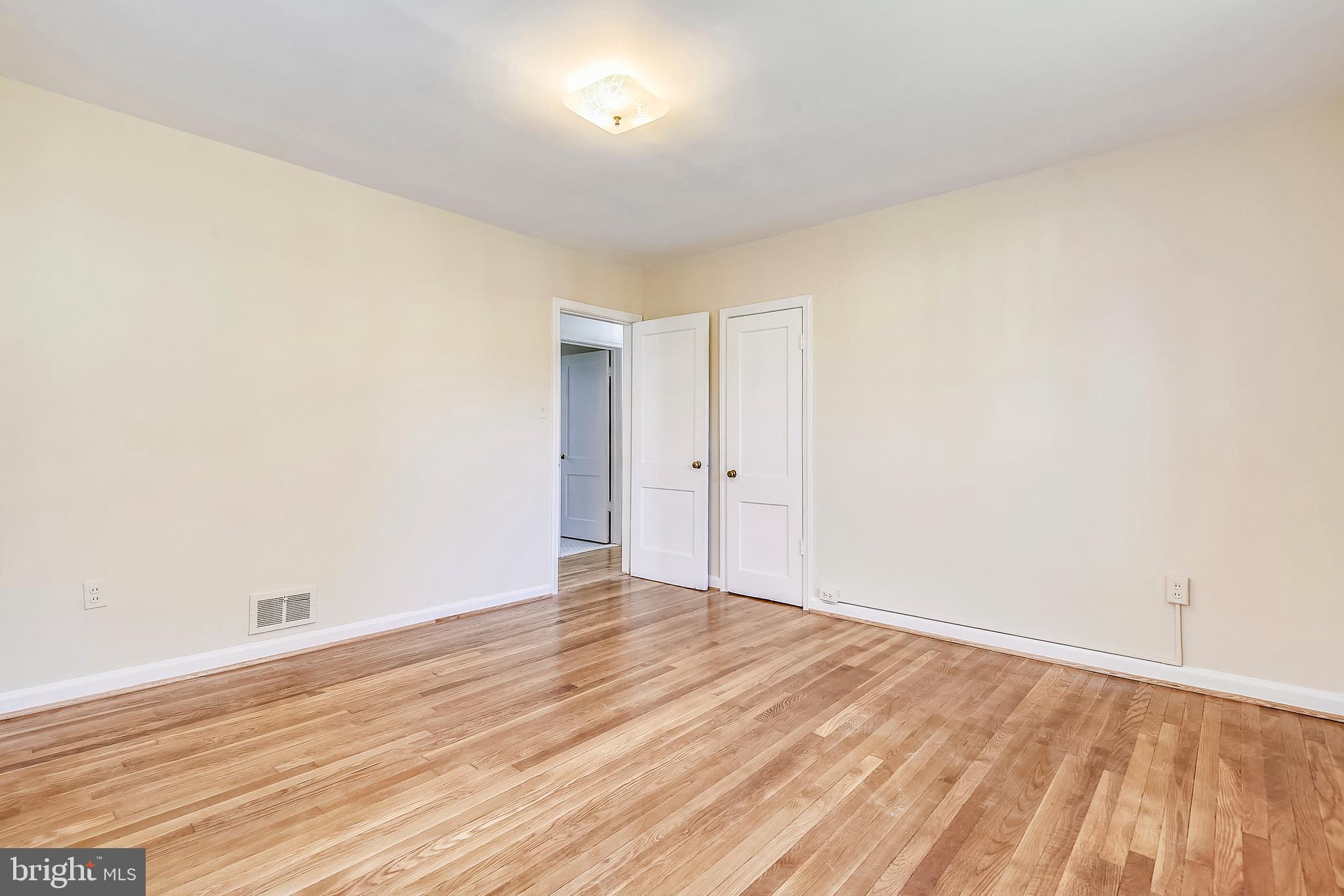 126 Ritchie Avenue Silver Spring, MD 20912 - Photo 22 of 55