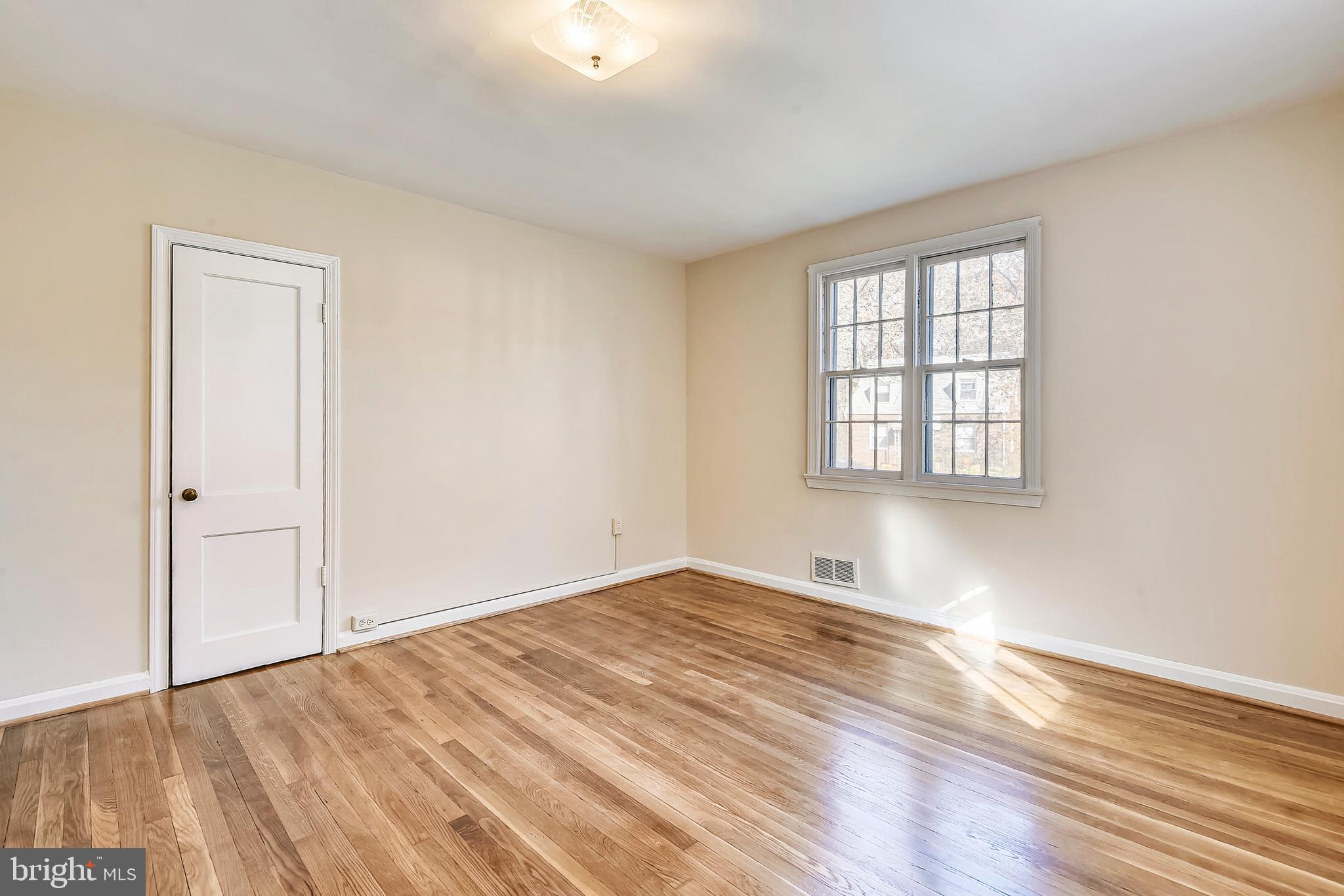 126 Ritchie Avenue Silver Spring, MD 20912 - Photo 23 of 55
