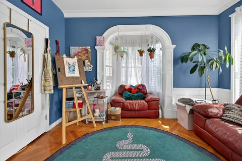 $4,100 | 17 Dent Street, Unit 1, Boston, MA 02132