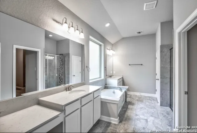 $2,700 | 622 Singing Creek, Spring Branch, TX 78070