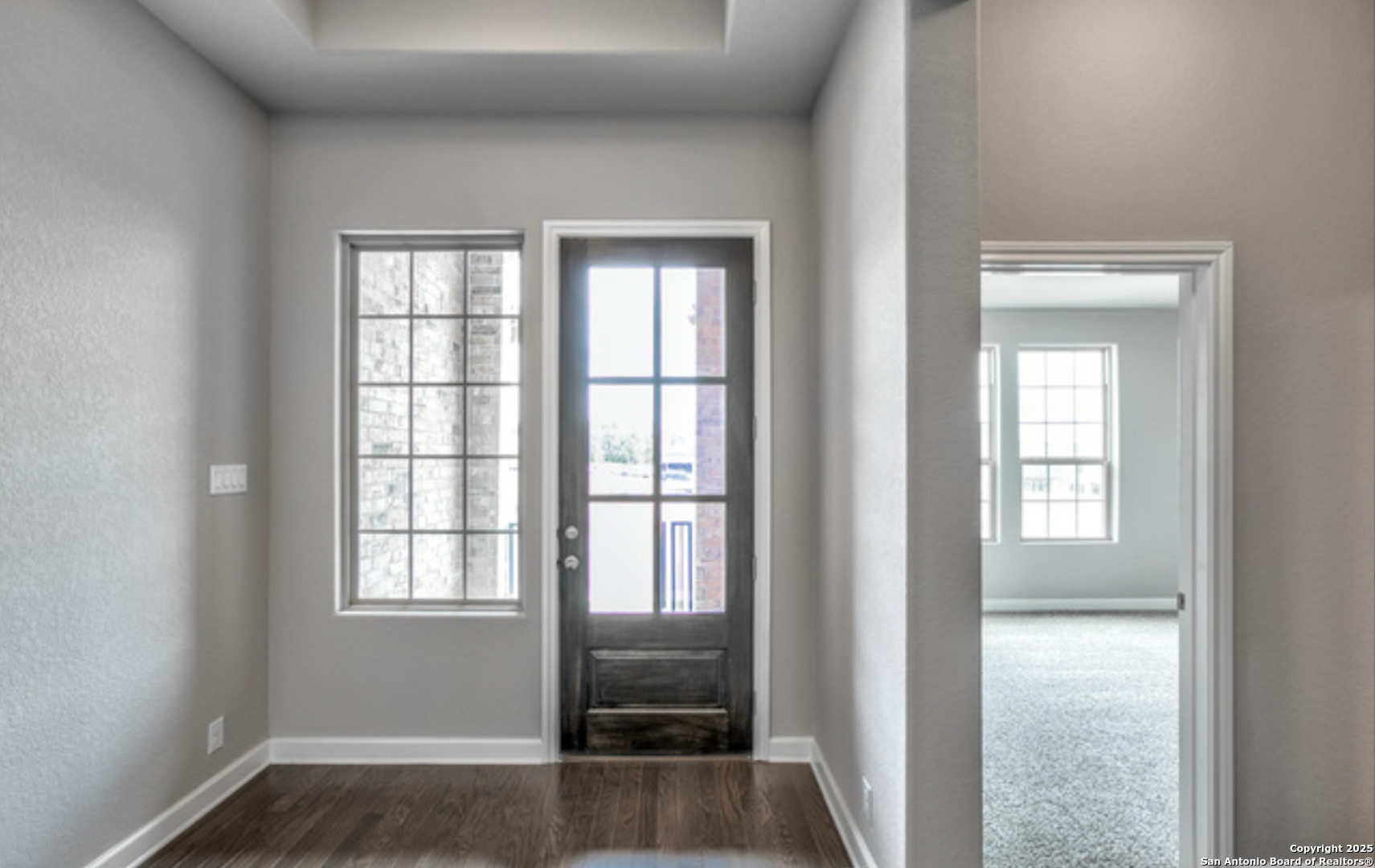 622 Singing Creek Spring Branch, TX 78070 - Photo 3 of 32 an empty room that has a window