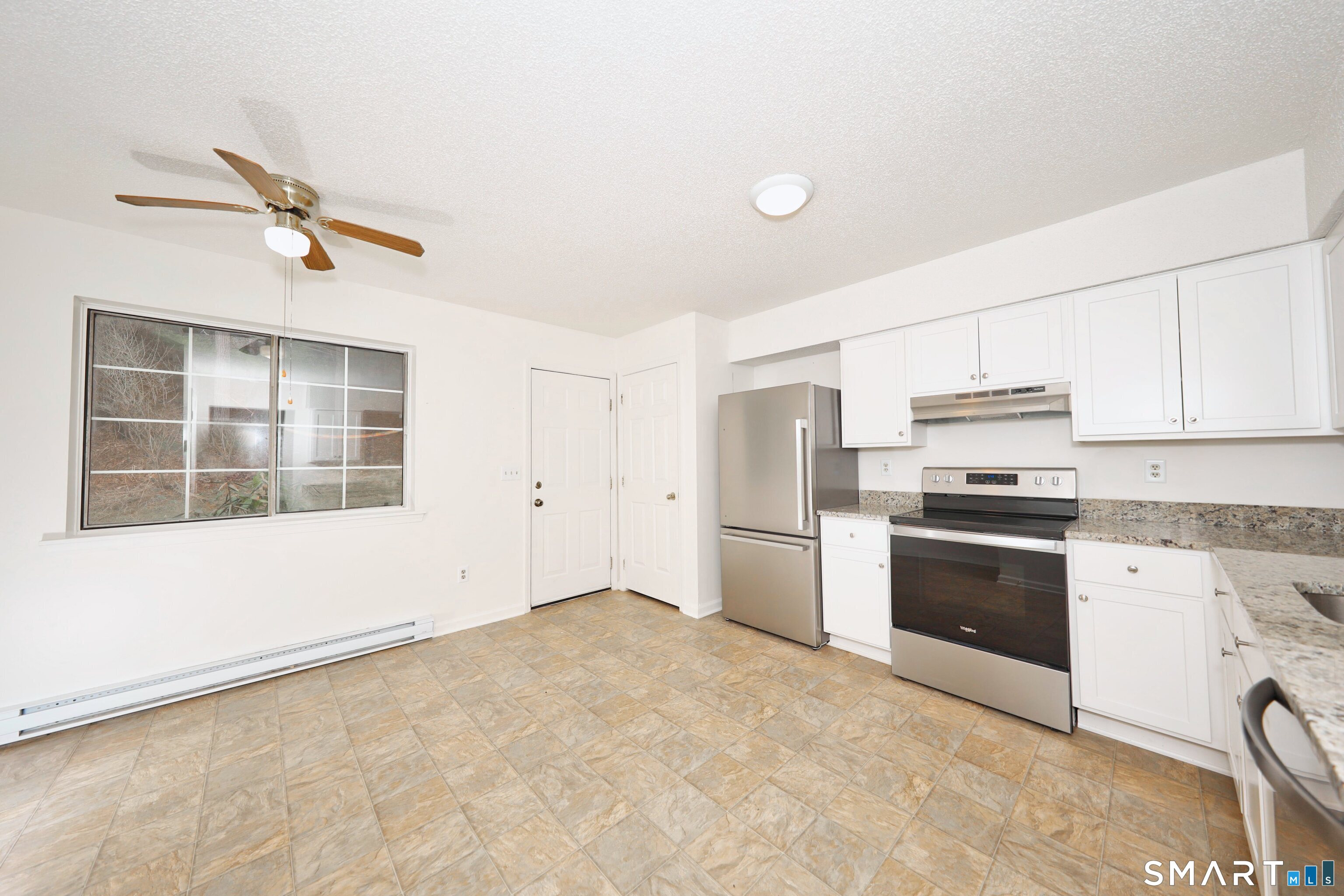 197 Pine Hill Road, Unit 9F Thomaston, CT 06787 - Photo 3 of 15 Gallery Image 3