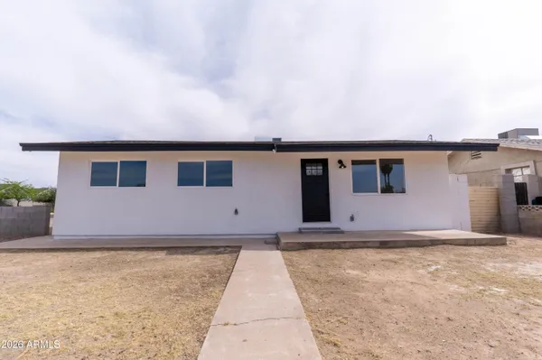$399,998 | 1301 West Sunland Avenue, Phoenix, AZ 85041