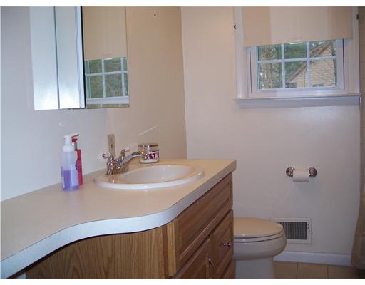 2 Ursula Road Smithfield, RI 02917 - Photo 8 of 11 Bathroom.