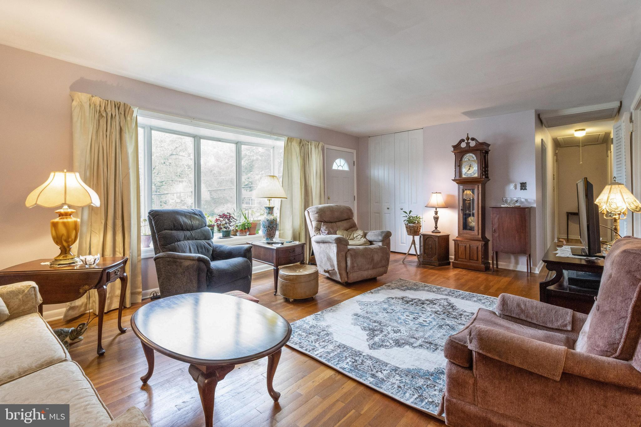 1907 Frederick Road Baltimore, MD 21228 - Photo 8 of 30