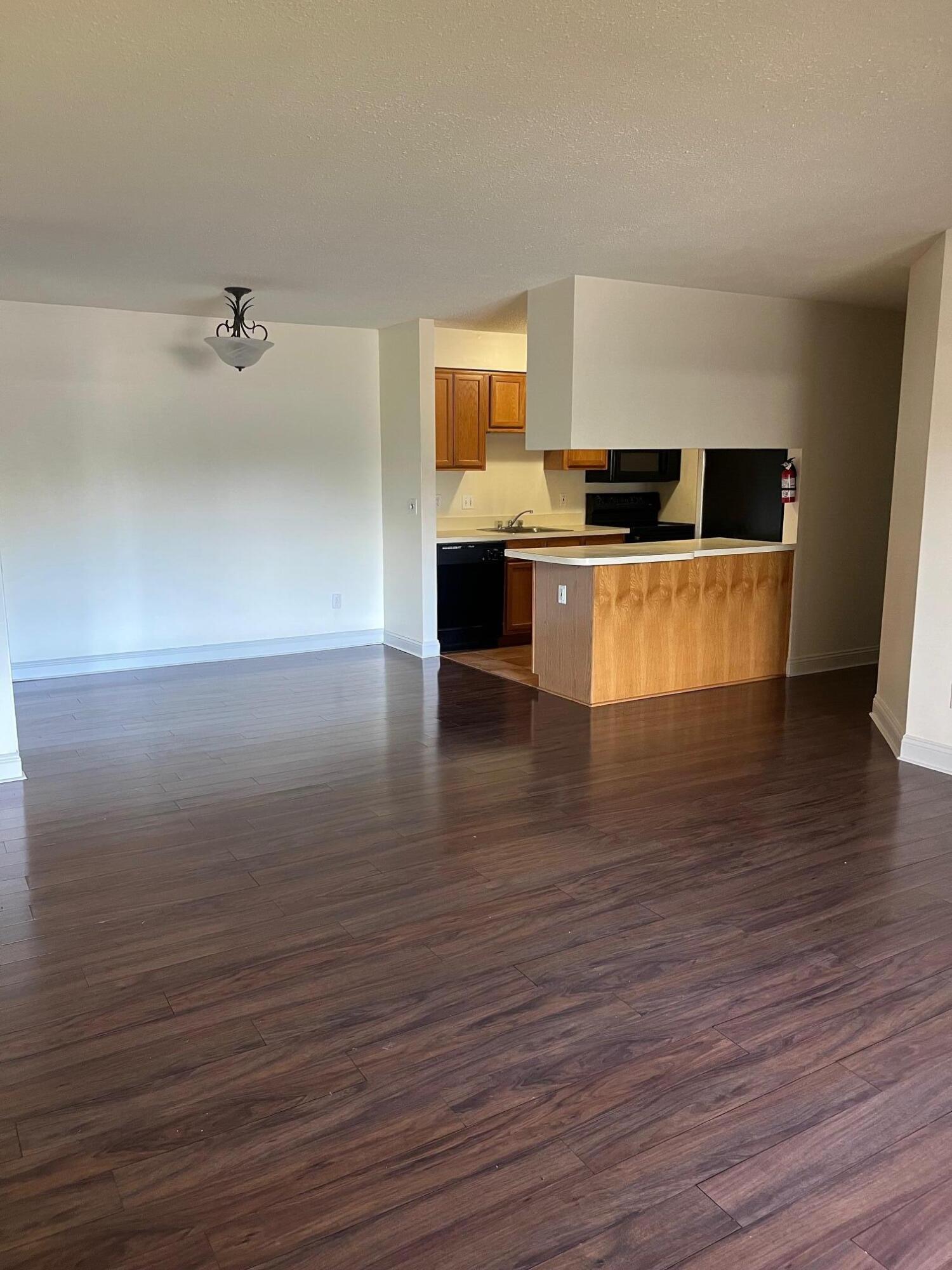 2592 Eagles Circle, Unit 4 Ypsilanti, MI 48197 - Photo 15 of 18 IMG_7367